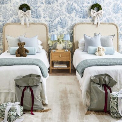 King Single Louis bedhead in Orient Ecru