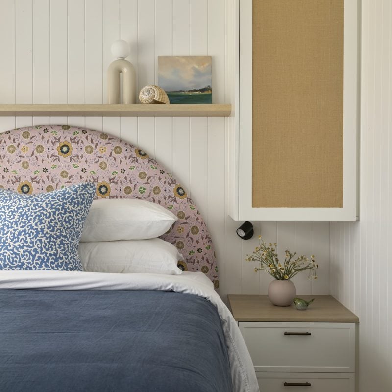 Stella in Anna Spiro Leilani pink Linen