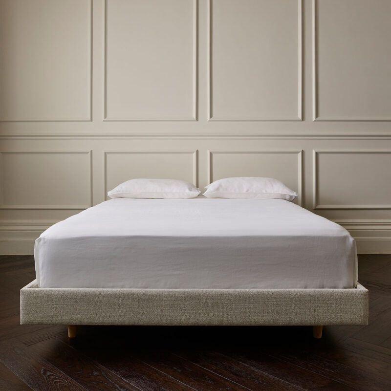 Bed base - stand alone recessed leg