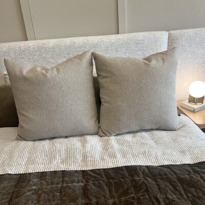 Two cushions in small houndstooth taupe