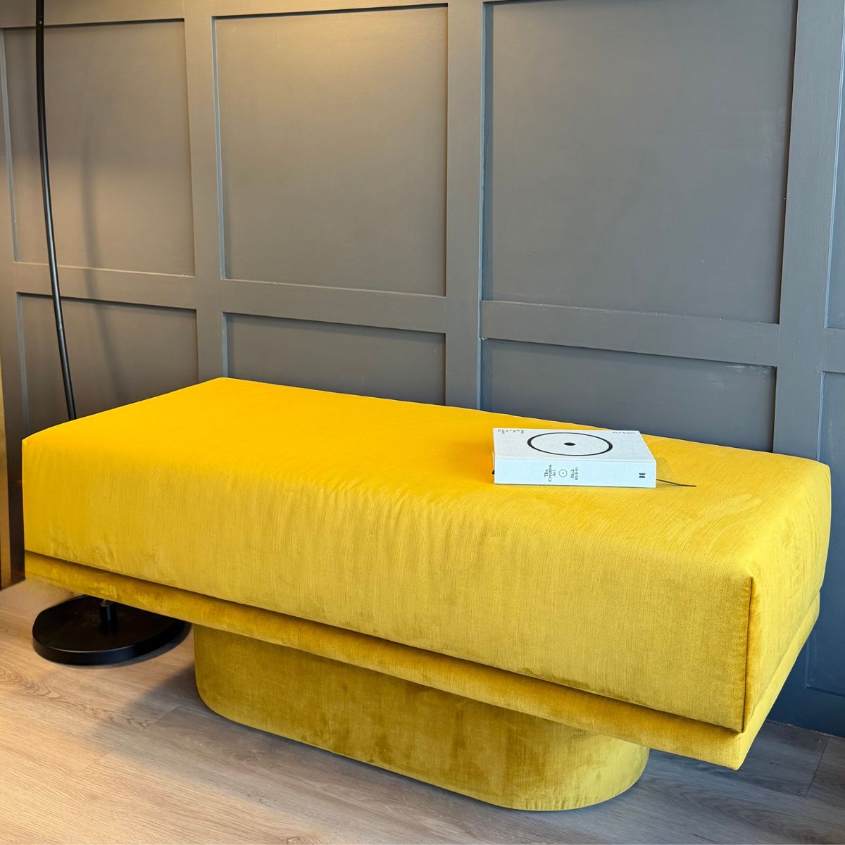 Fiora Ottoman - Image 2